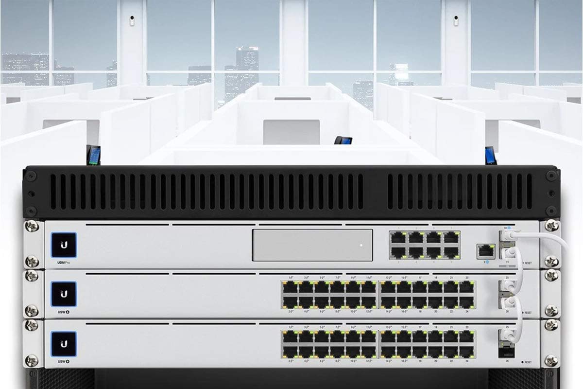 USW-24-POE Ethernet Switch
